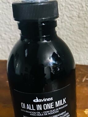 Davines OI All In One Milk - Black Bottle